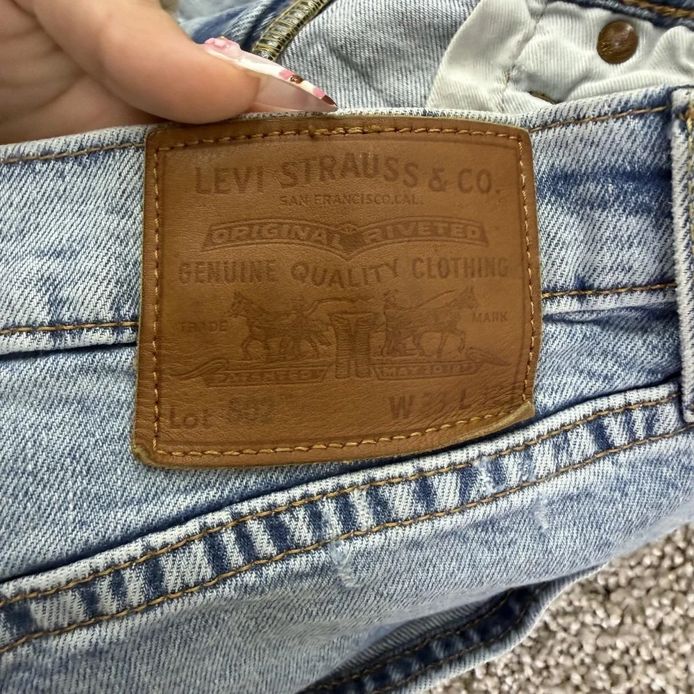 Levis levis 502